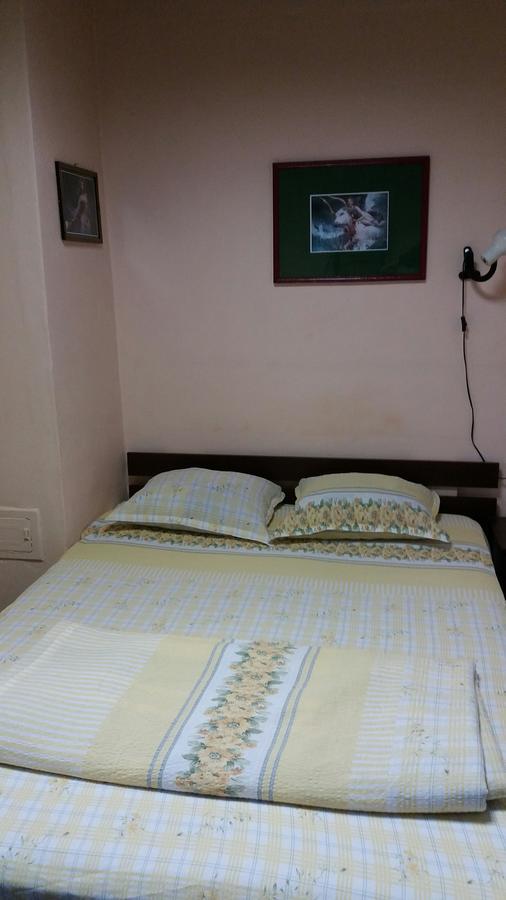 Стаи за гости ОРЕХА Троян Private rooms Oreha Экстерьер фото